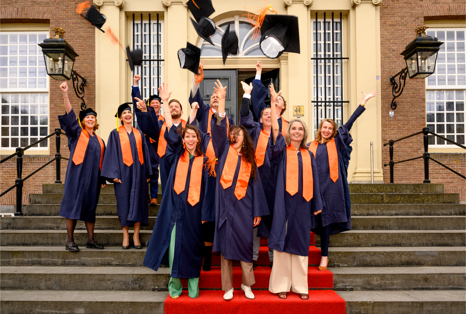 Een duurzame stap voorwaarts in de zorg: studenten van MBA9  triomferen in verdediging en diploma-uitreiking